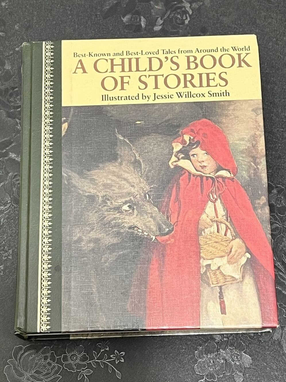 A Child’s Book of Stories Jesse Willcox Smith 1986